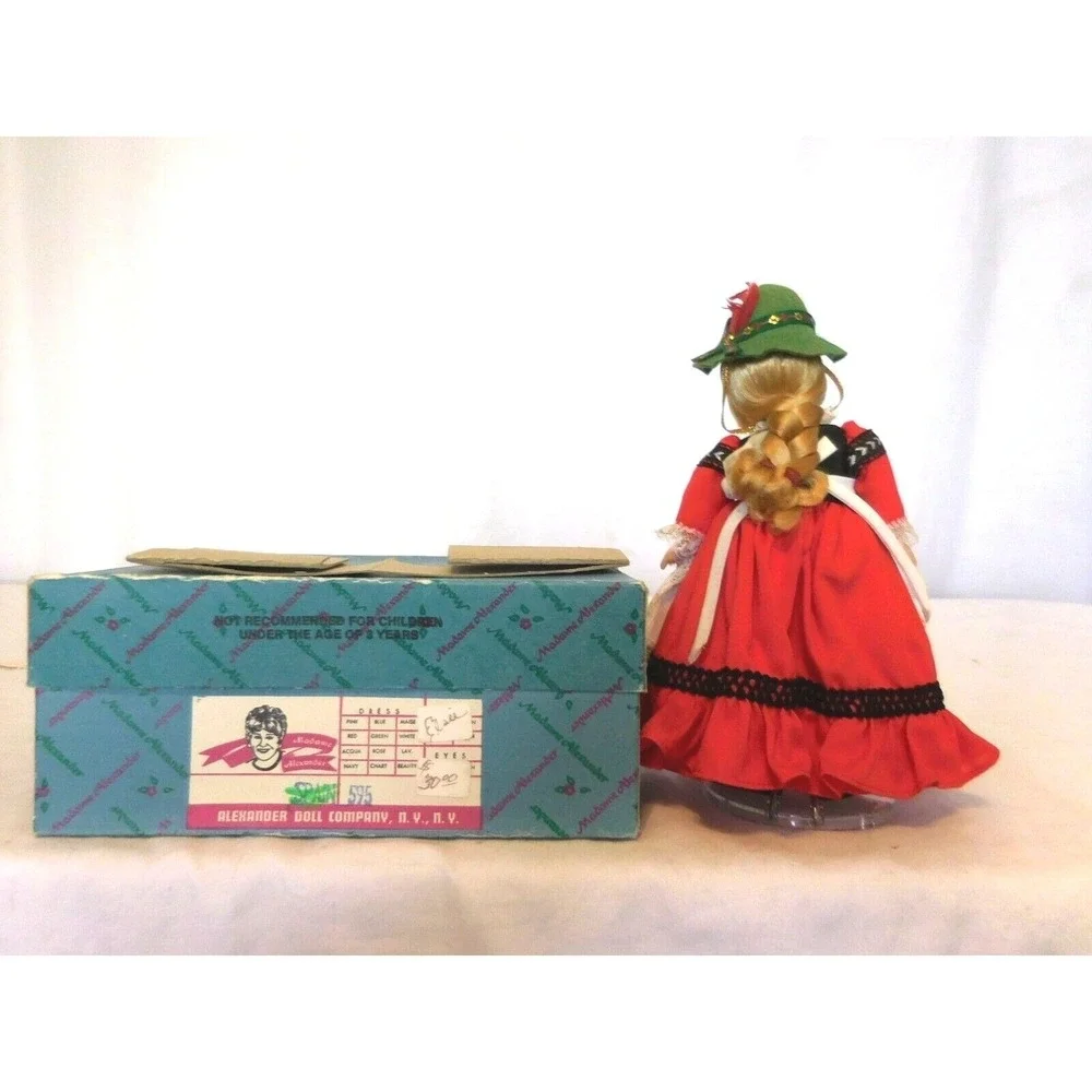 Vtg Madame Alexander 8